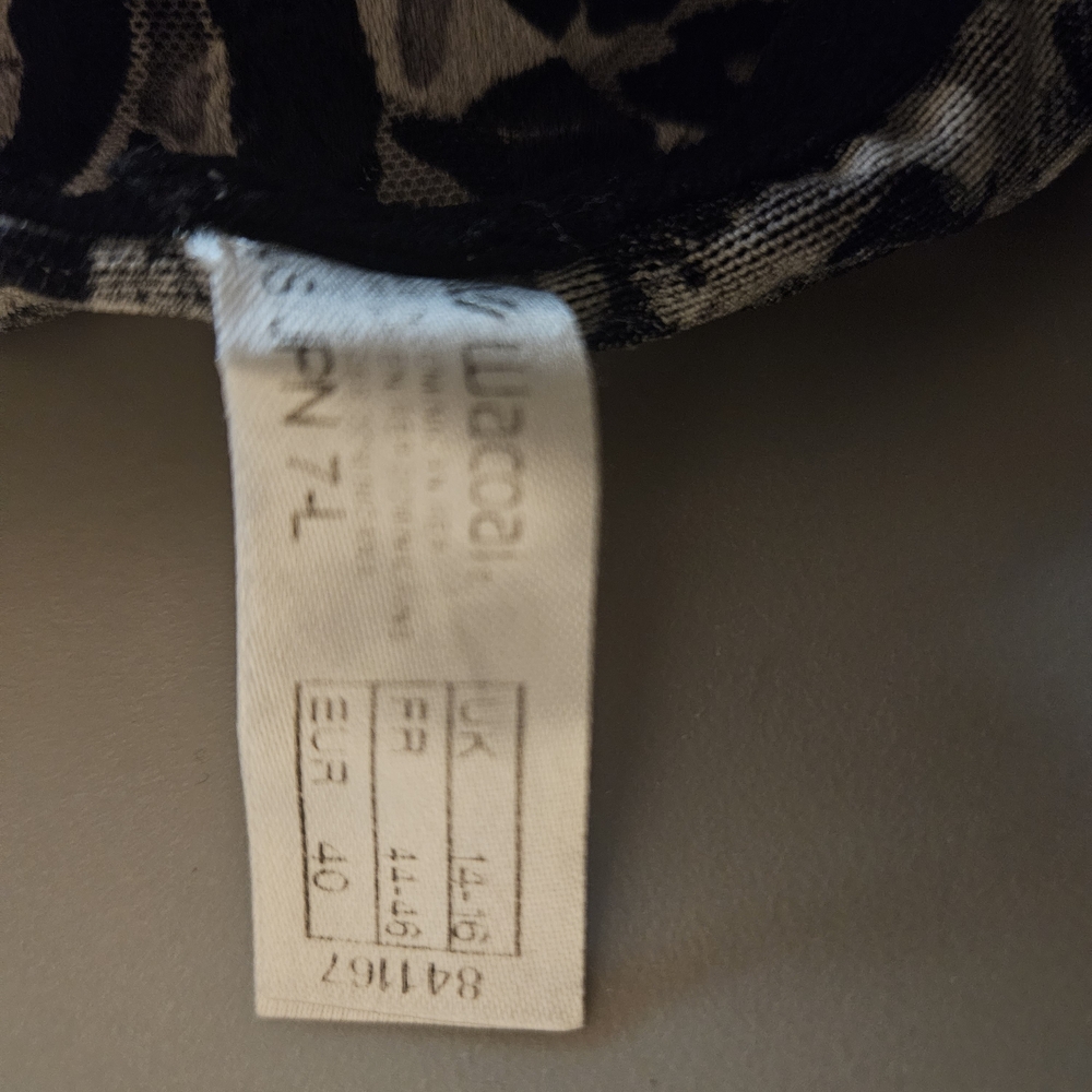 Wacoal Black And Gray Lingerie Set - image 8